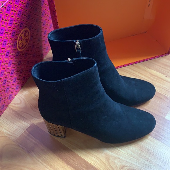 Tory Burch Booties Black Gold Starred Heel - Picture 7 of 13